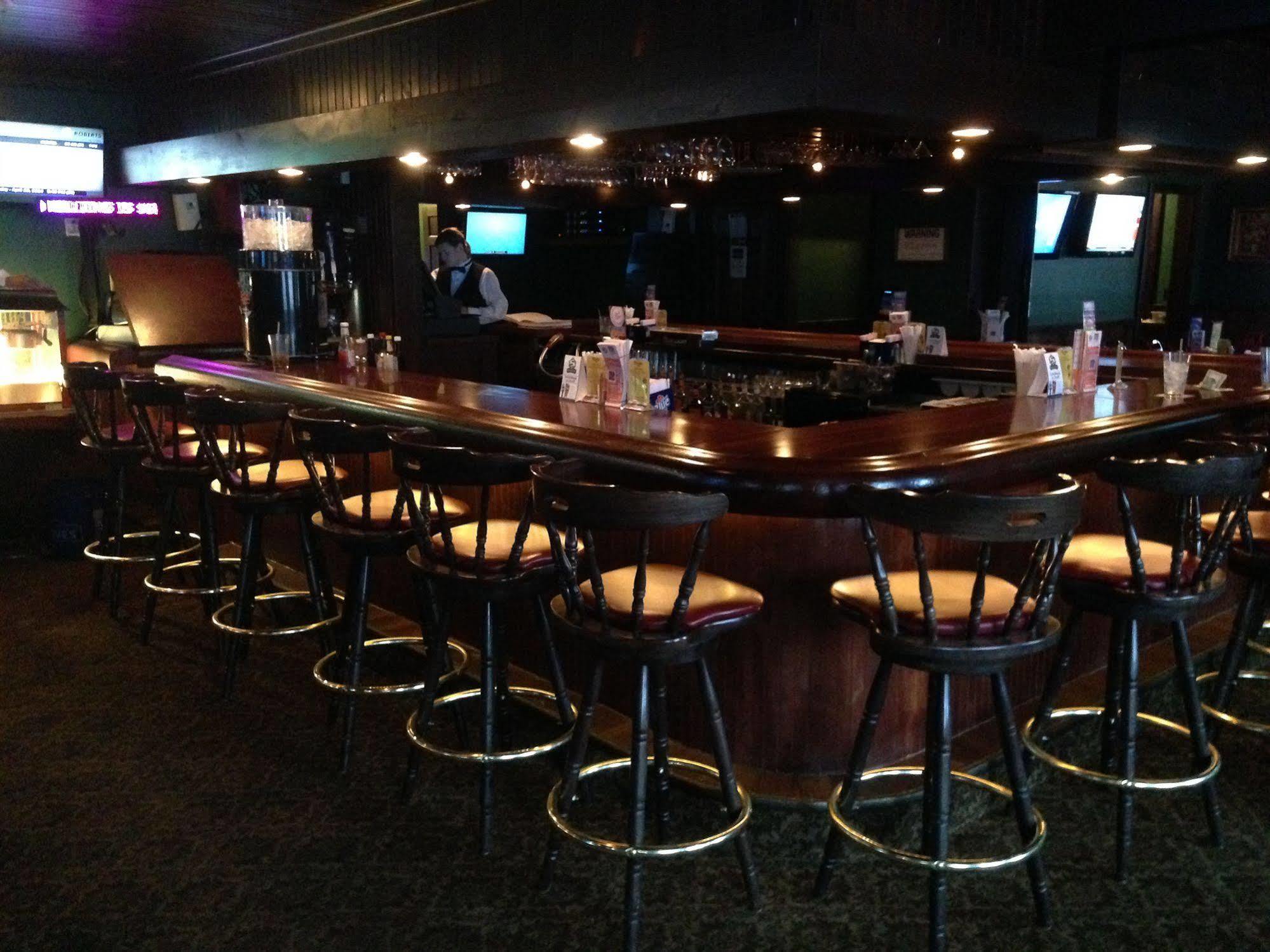 Norwich Fred'S Inn Restaurant & Lodging מראה חיצוני תמונה